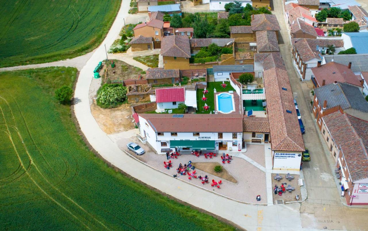 albergue camino real Calzadilla de la Cueza Esterno foto
