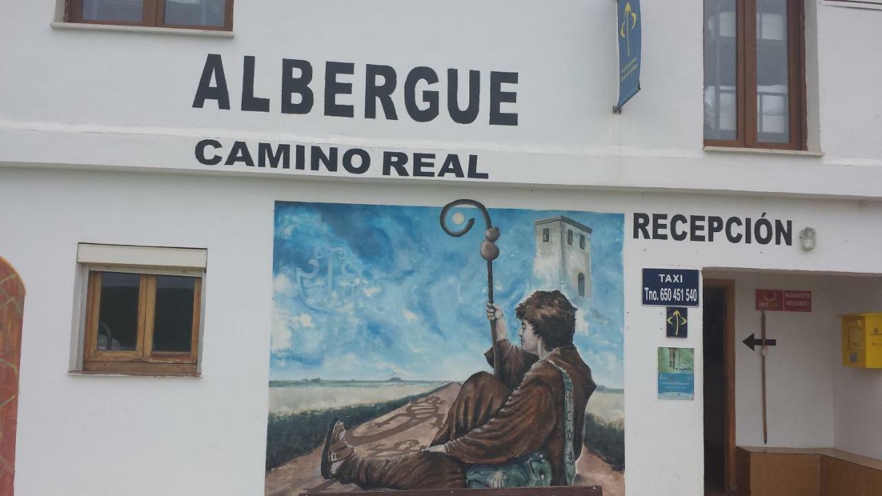 albergue camino real Calzadilla de la Cueza Esterno foto